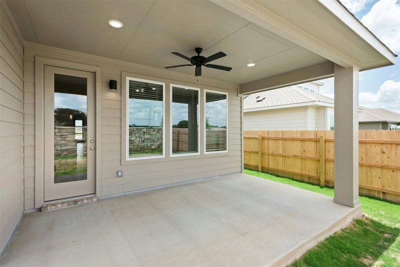 Property photo 28