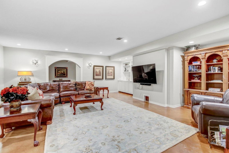 Property photo 25