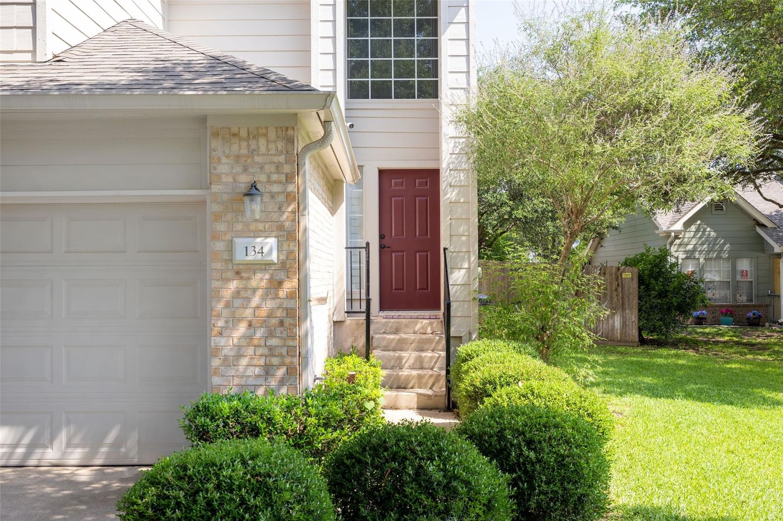 134 Prairie Springs CV - Photo 1