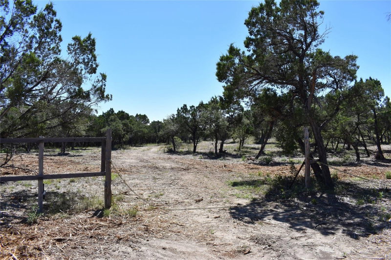 Property photo 22