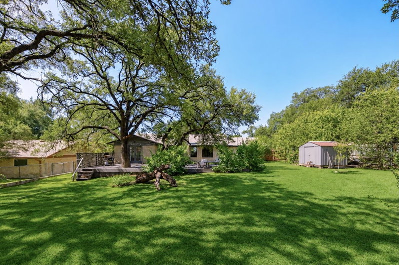 Property photo 16