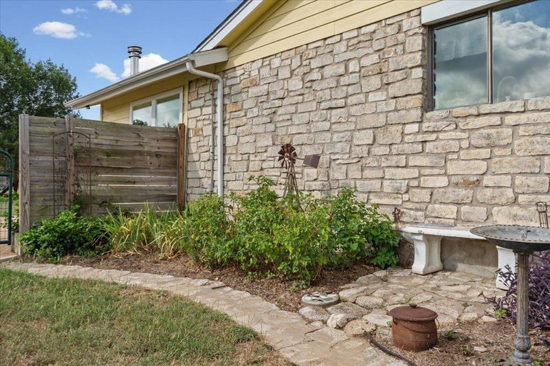 Property photo 34