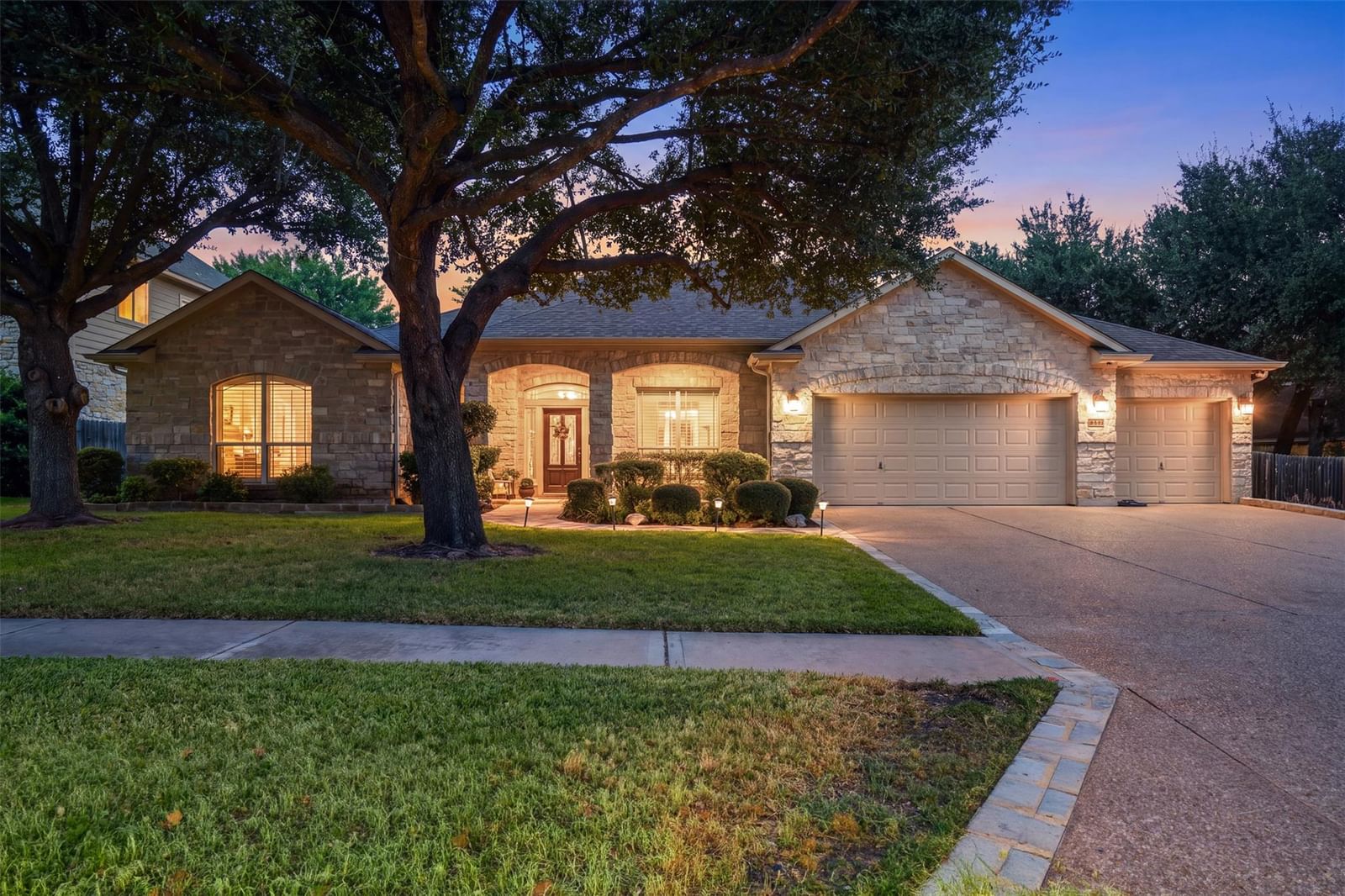 402 Ridgetop BND - Photo 1