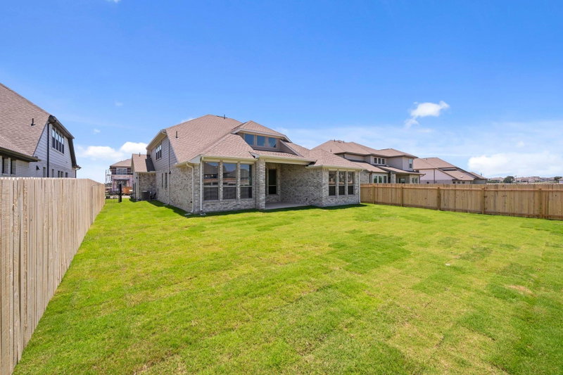 Property photo 31