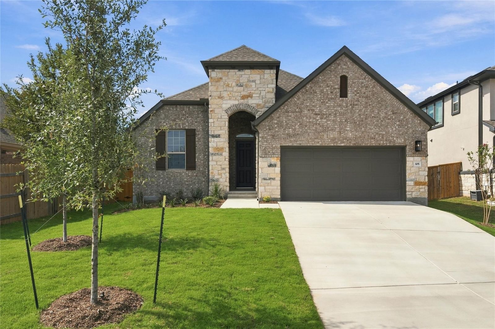 105 Edgemoor CV - Photo 1