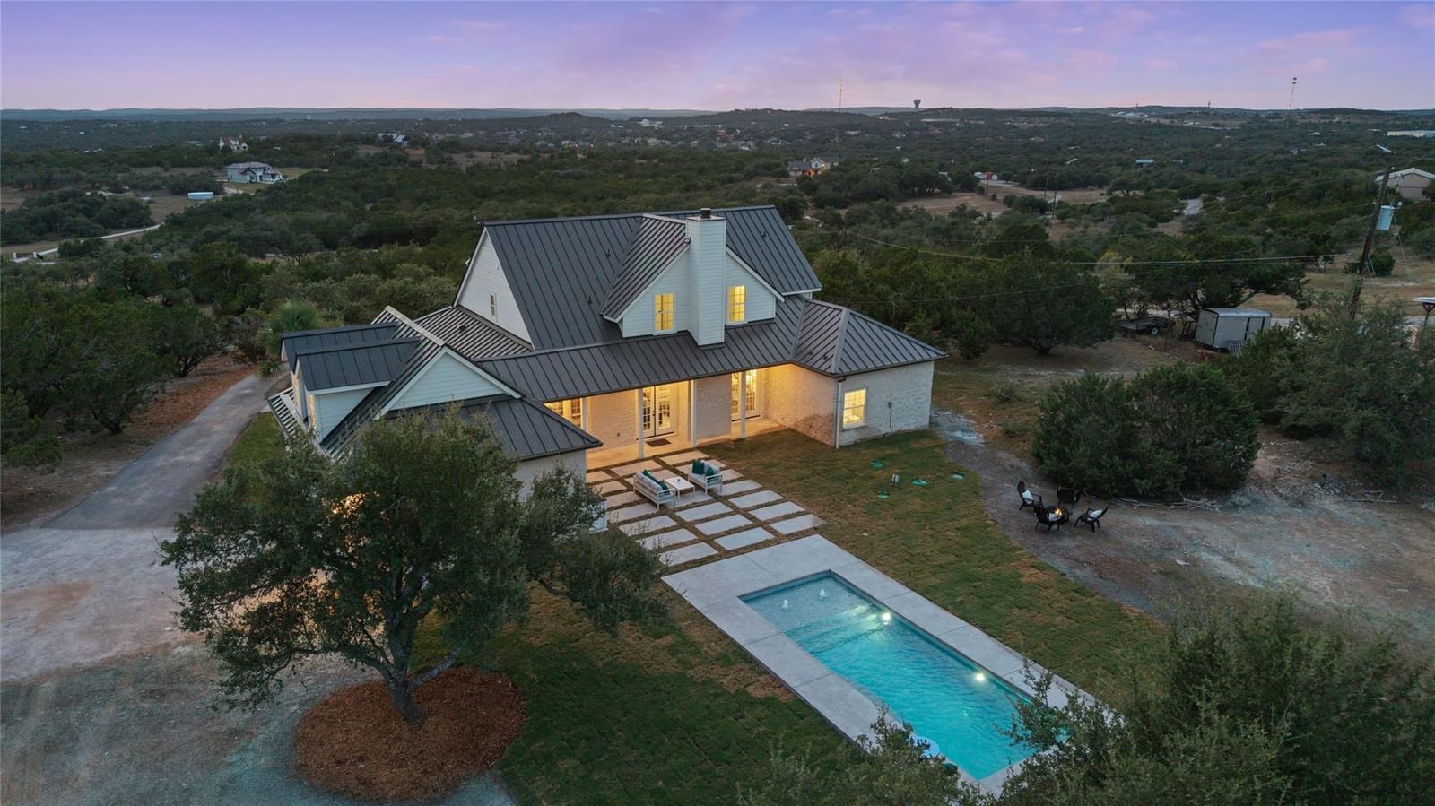 601 Hays Country Acres RD - Photo 1