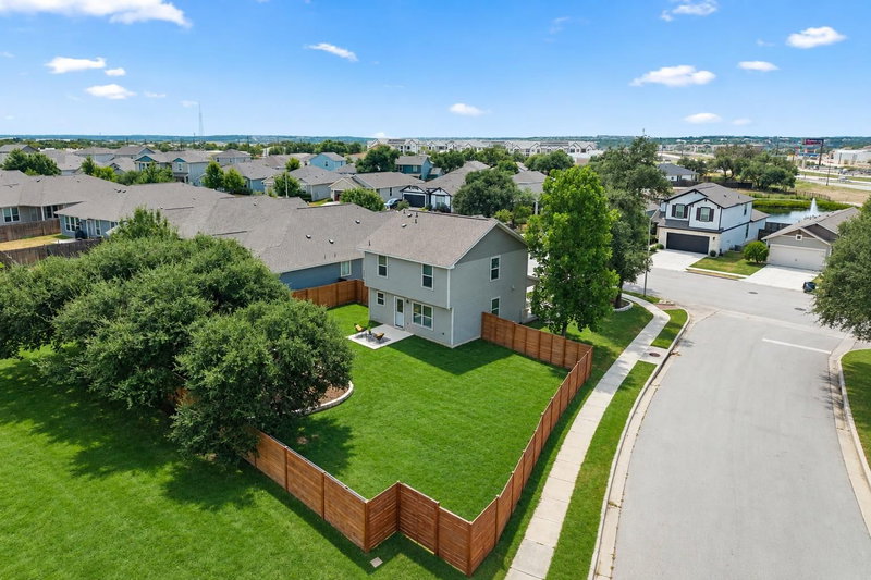 Property photo 33