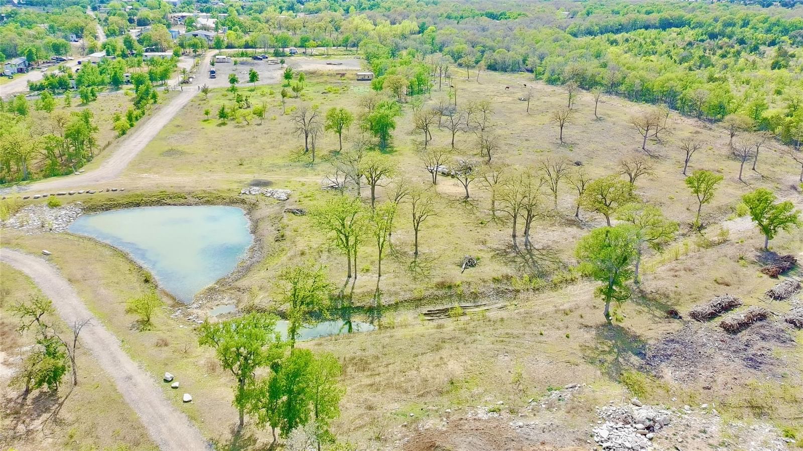 9024 Lockwood Springs RD - Photo 1