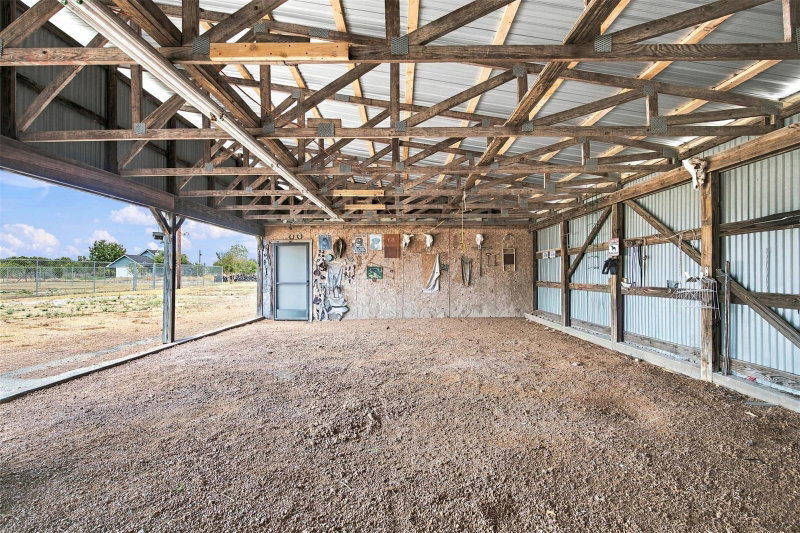 Property photo 33