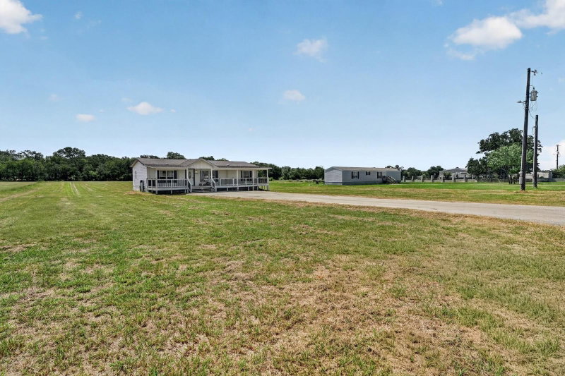 Property photo 31