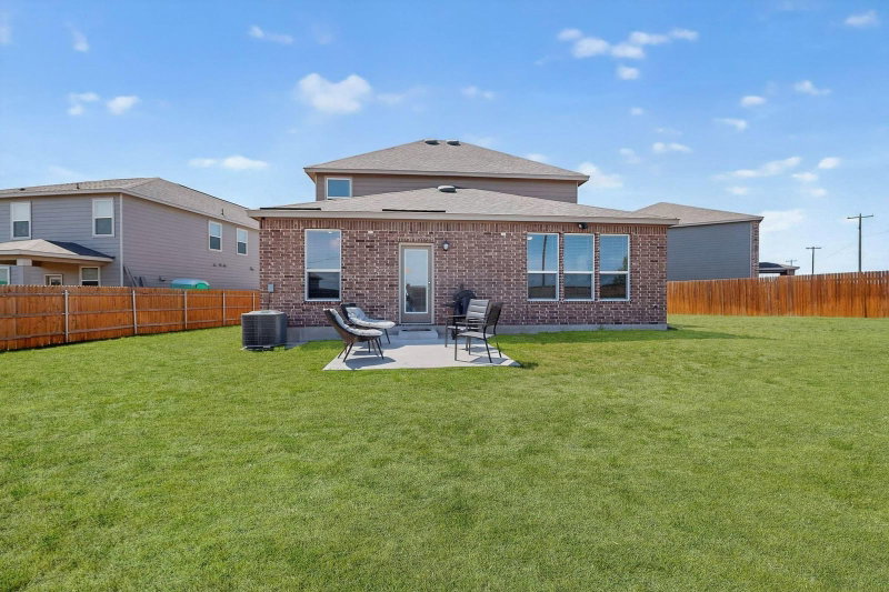 Property photo 28