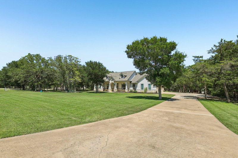 Property photo 35