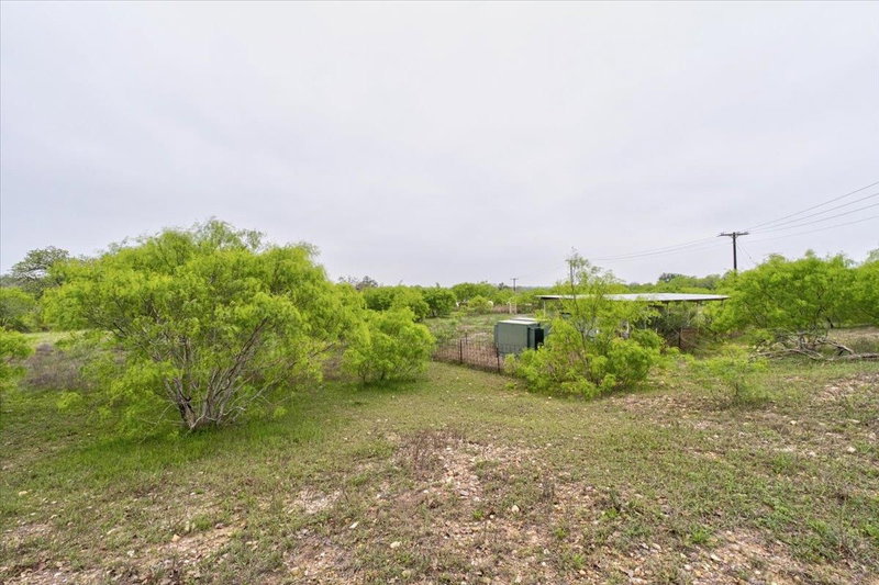 Property photo 28