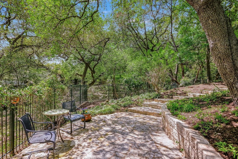 Property photo 24