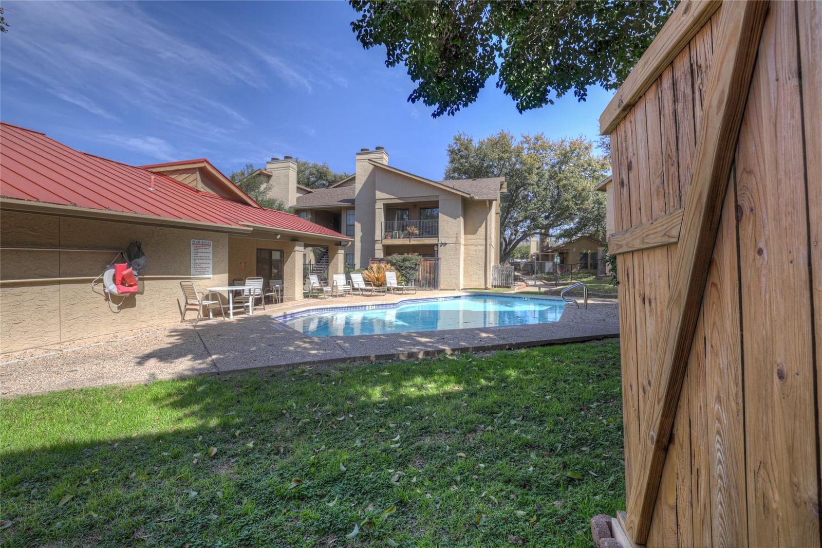 1202 Thorpe LN #701 - Photo 1