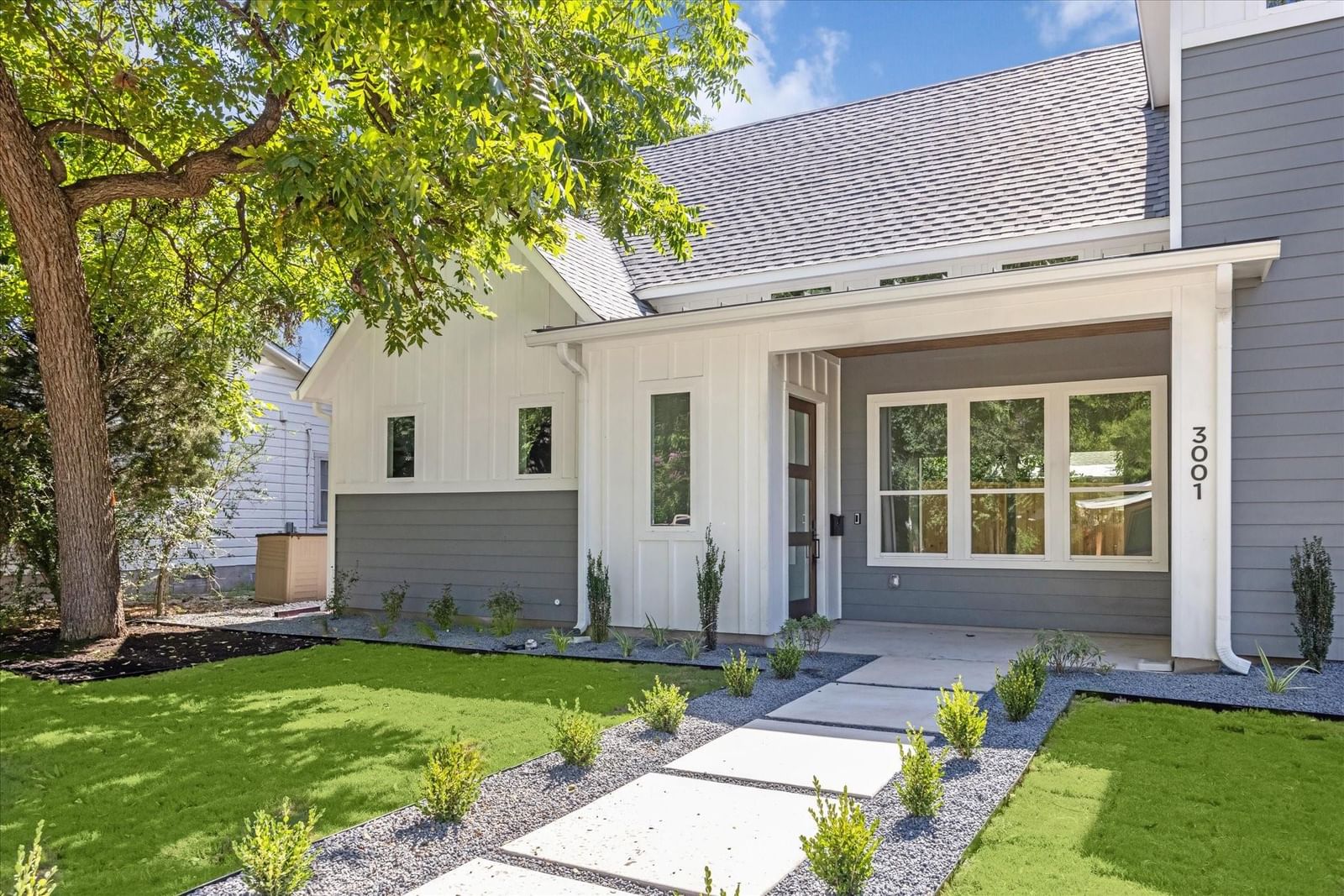 3001 Funston ST - Photo 1