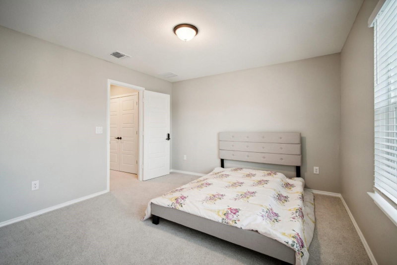 Property photo 34