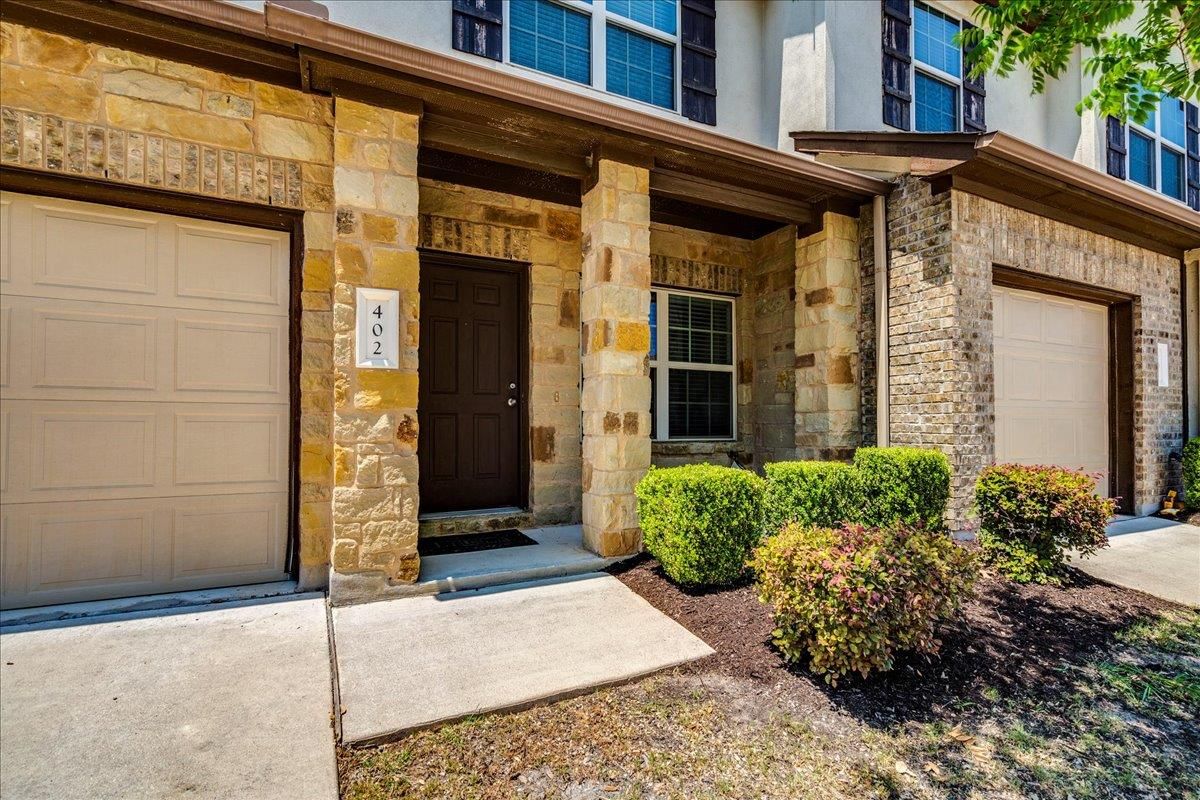 1701 Bell BLVD #402 - Photo 1