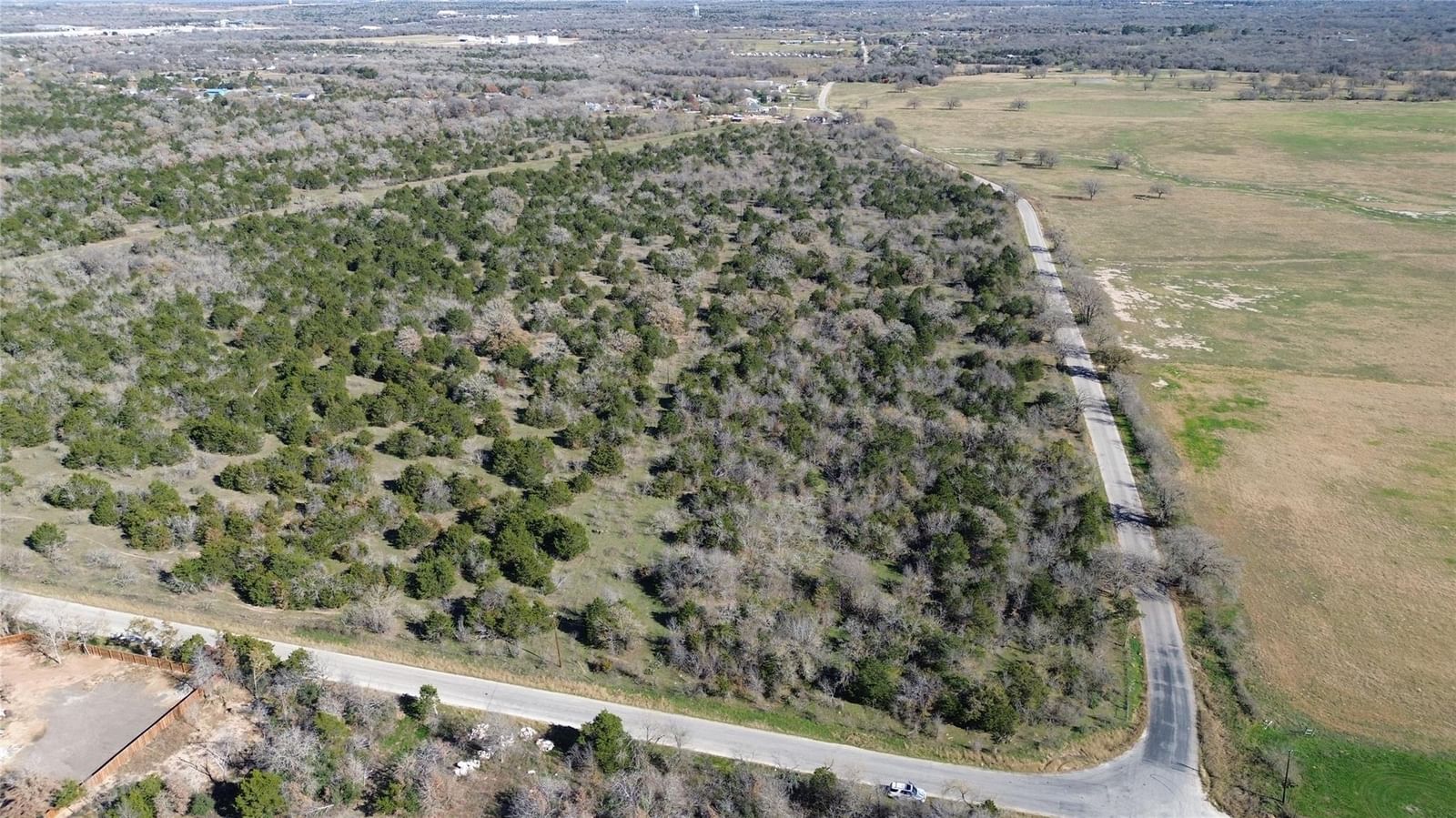000 Gaines RD - Photo 1