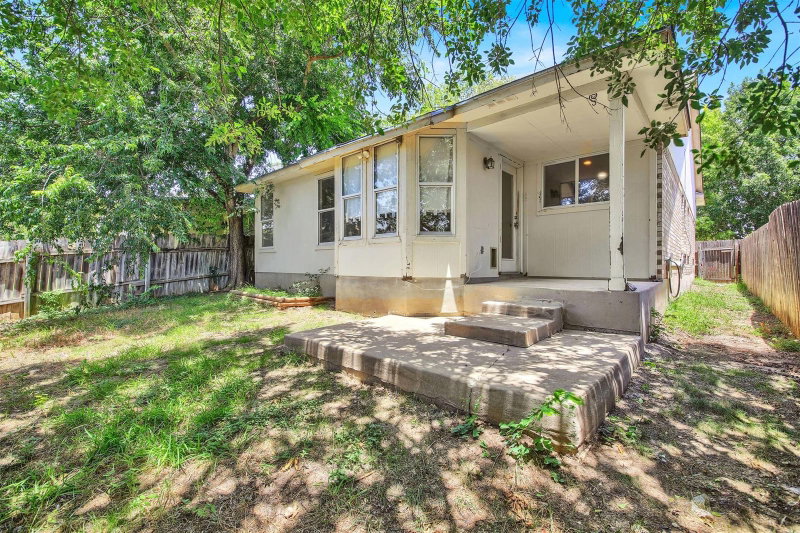 Property photo 31
