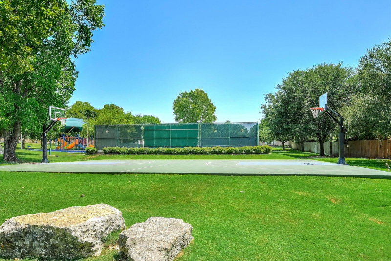 Property photo 35