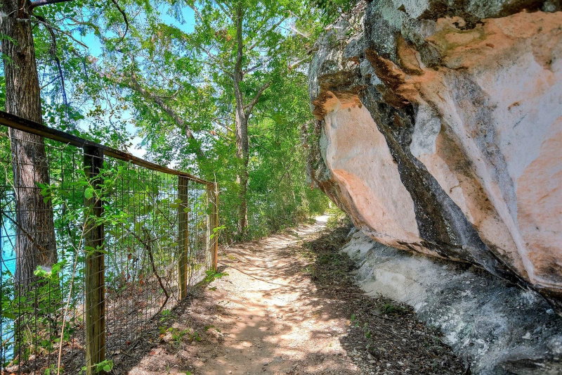 Property photo 37