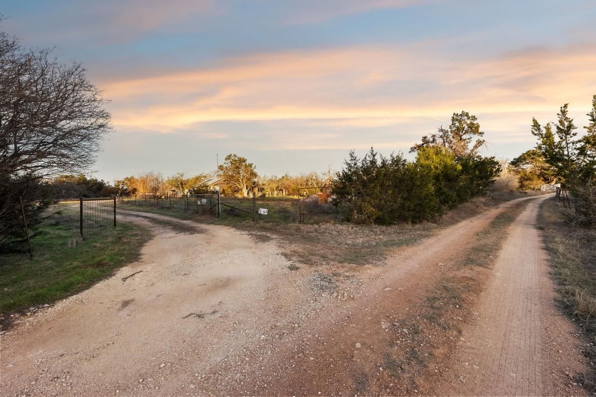 3003 Old Red Ranch RD - Photo 1