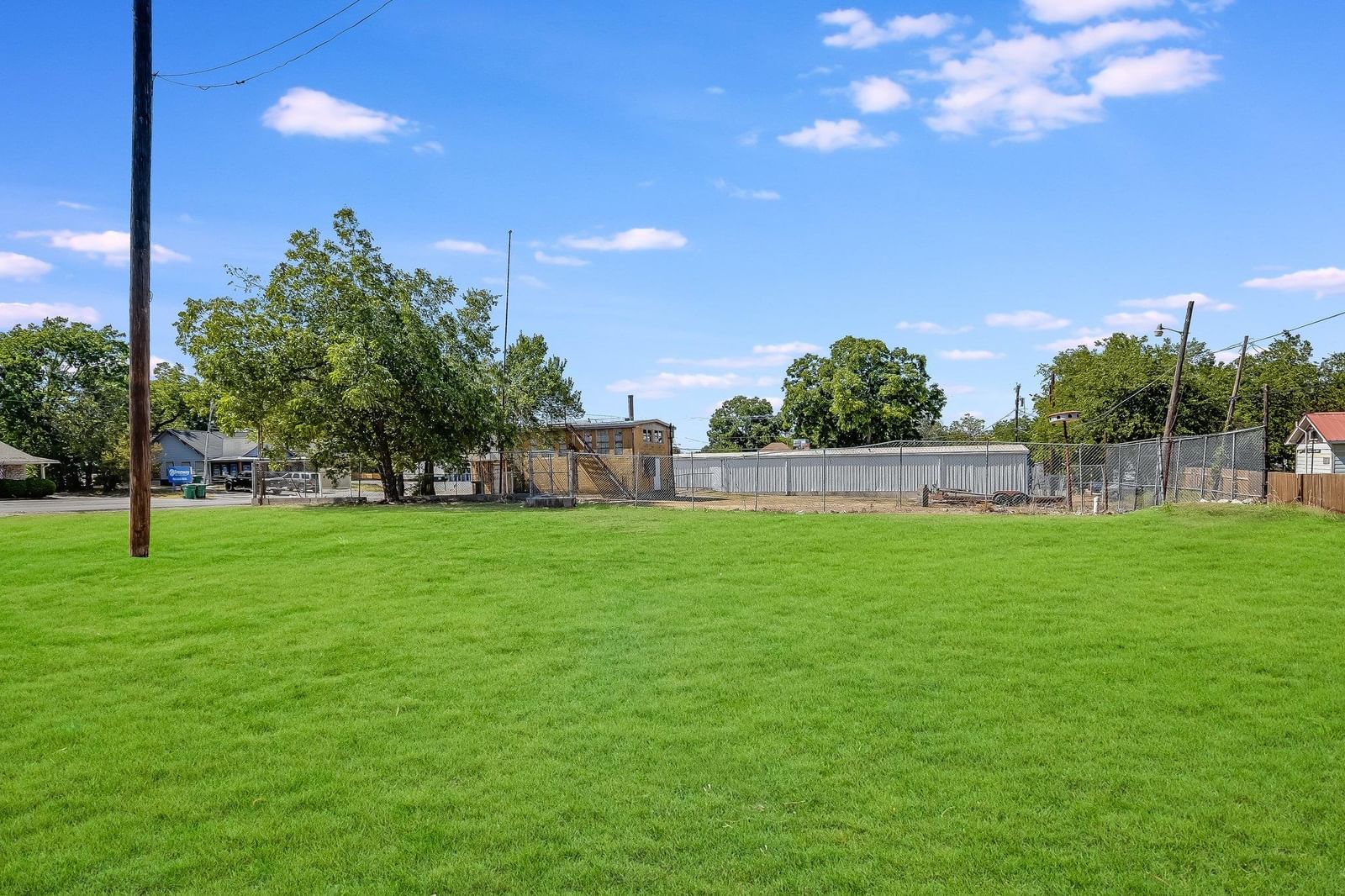 1000 N Main ST - Photo 1