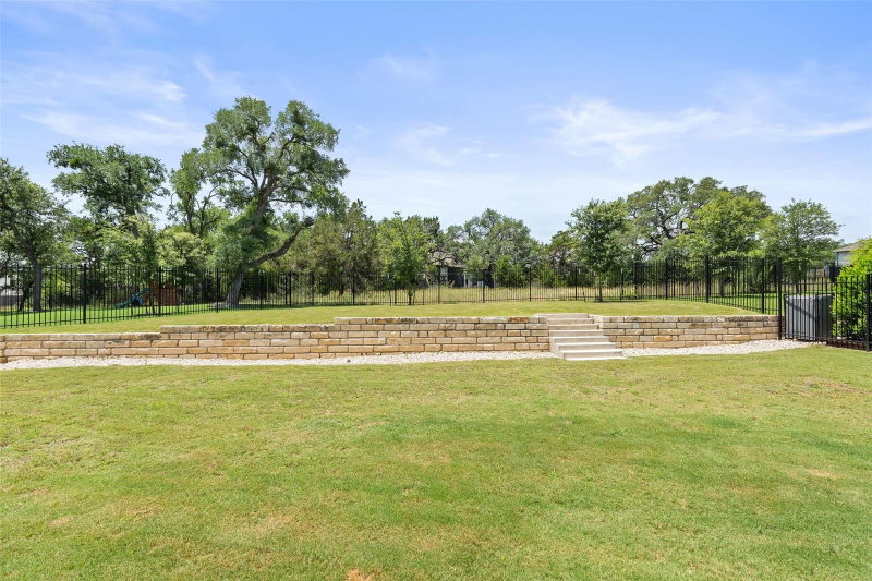 Property photo 30