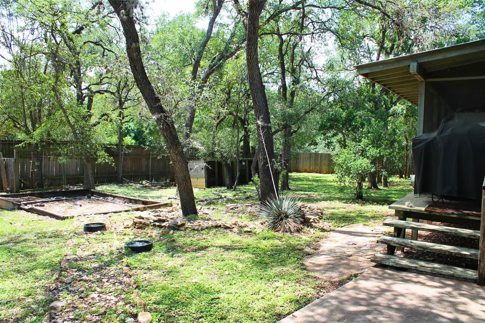 Photo 20