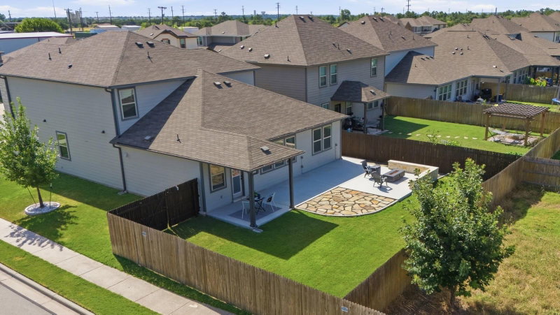 Property photo 28