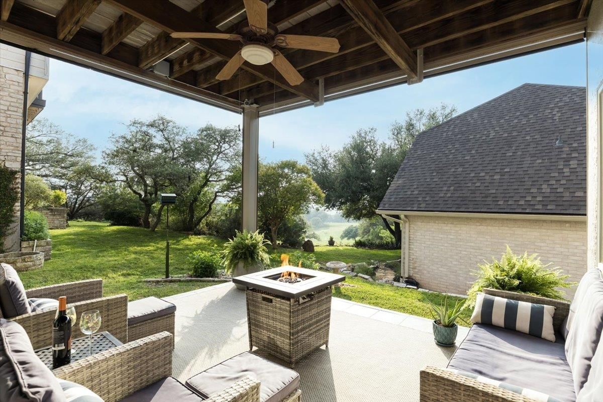 403 Golf Crest LN - Photo 1