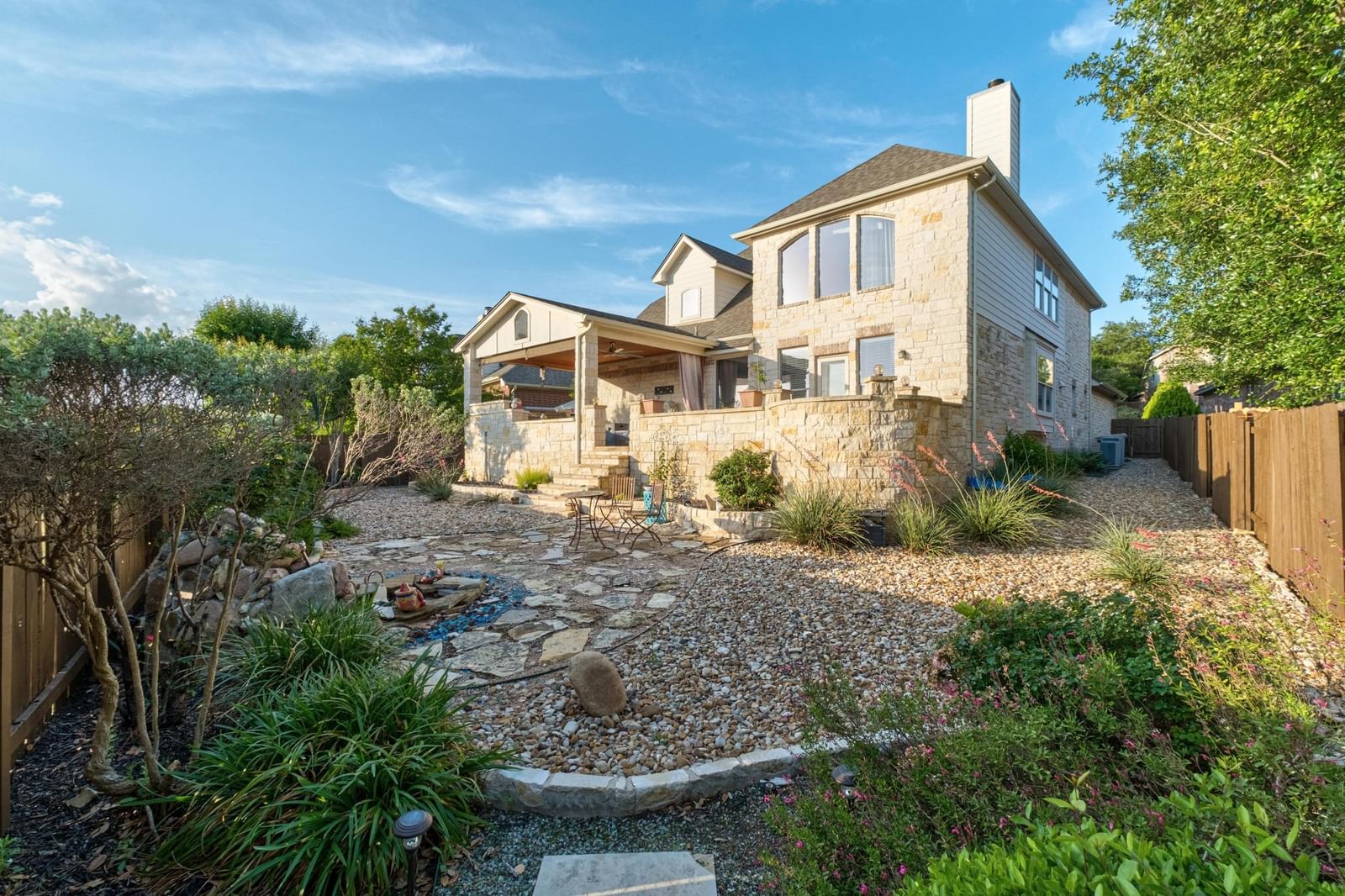 2409 Golden Gate PARK - Photo 1