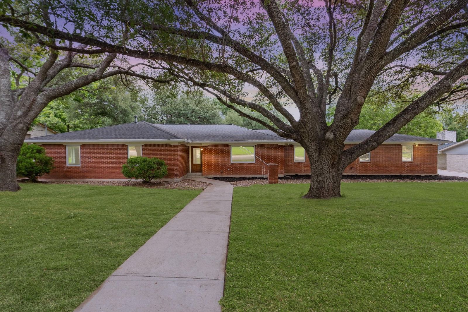 3604 Carla DR - Photo 1