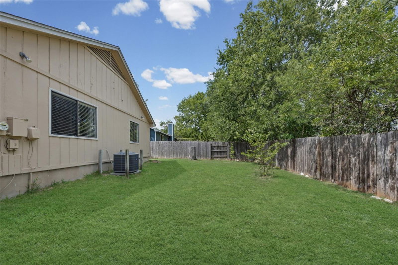 Property photo 28