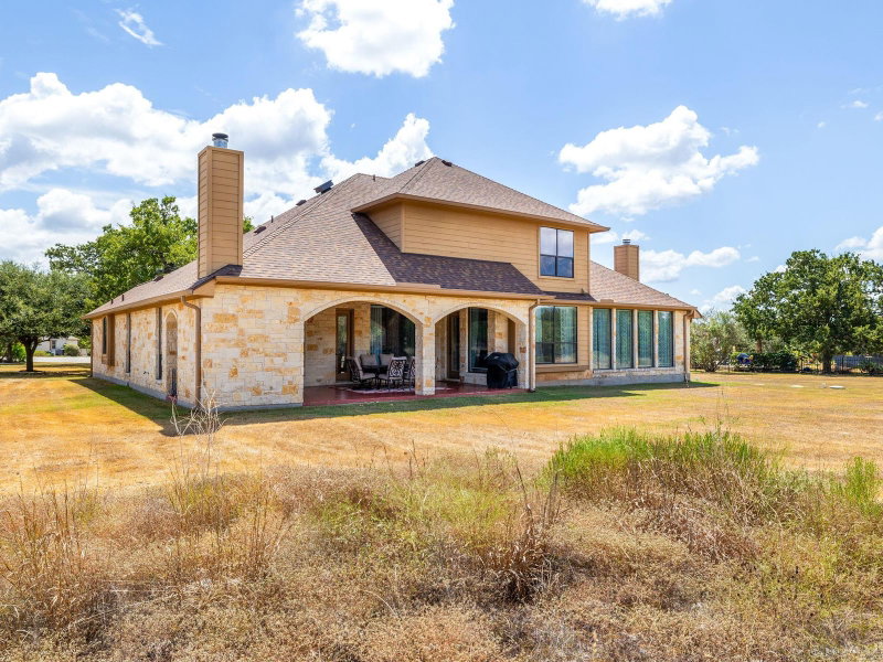Property photo 32