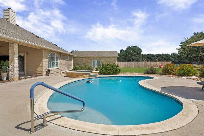 Property photo 31