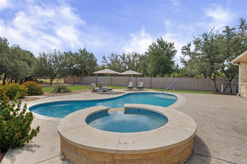 Property photo 33