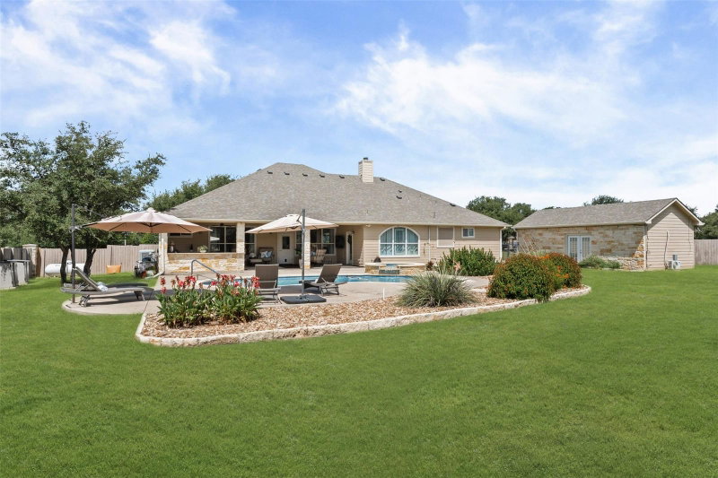 Property photo 36