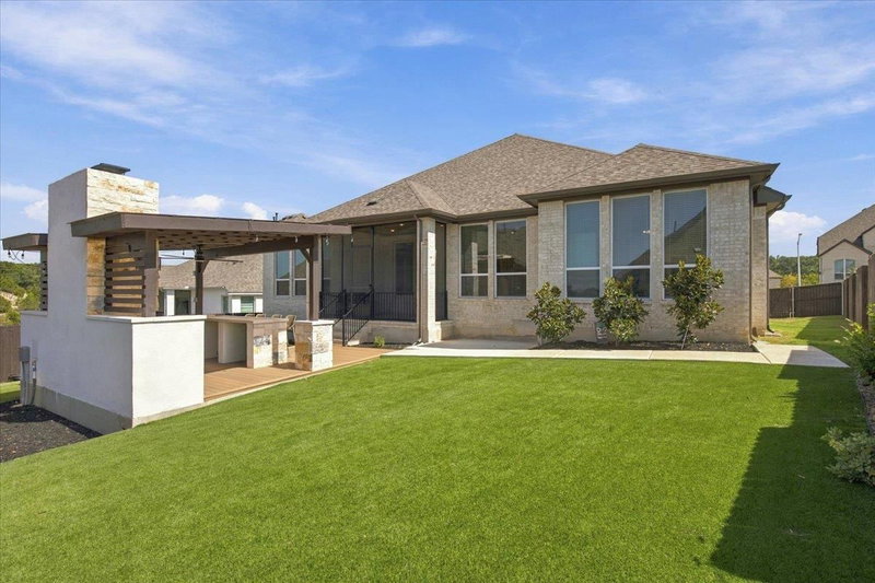 Property photo 37