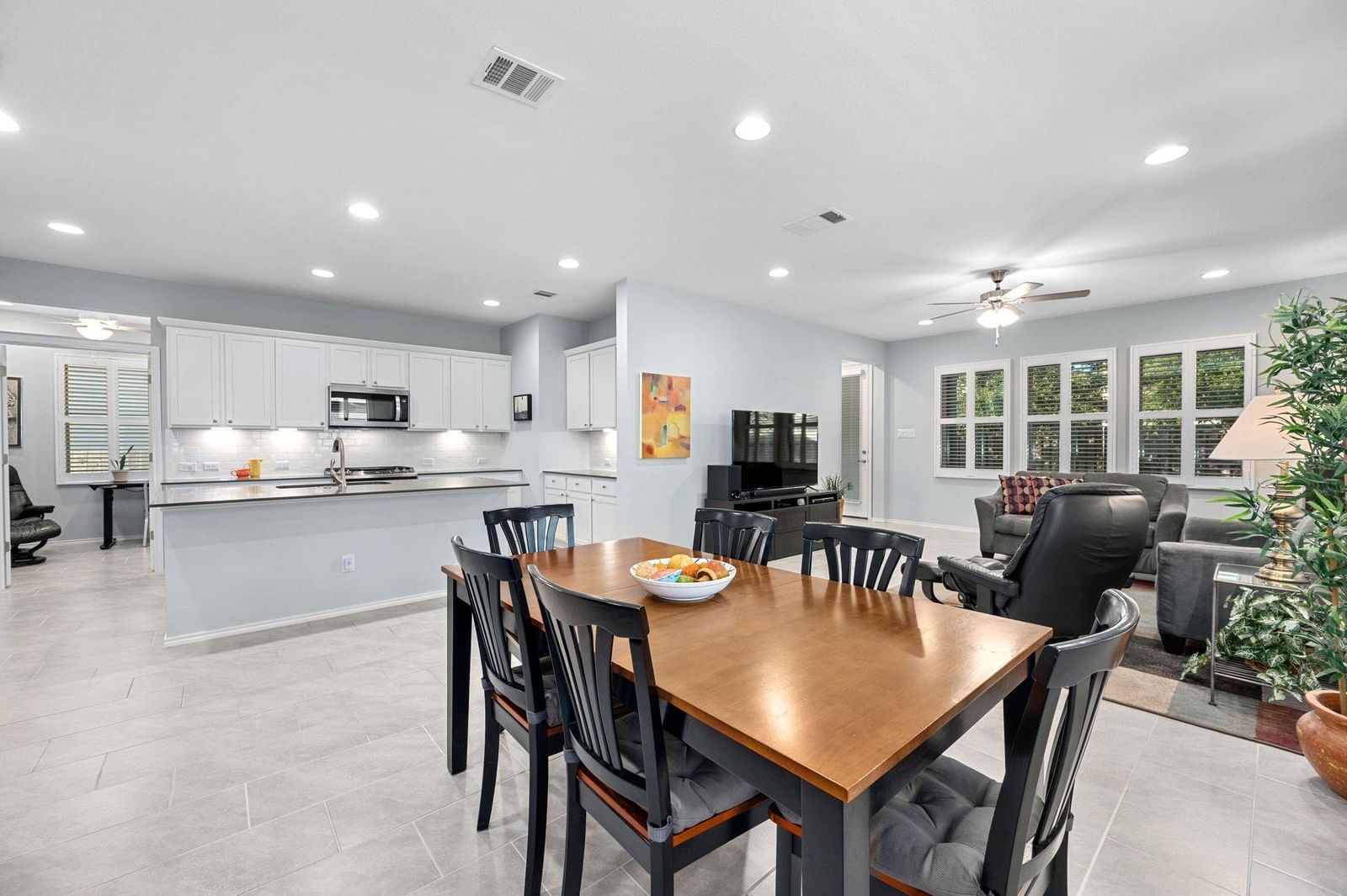 2301 Twisted Willow LN - Photo 1