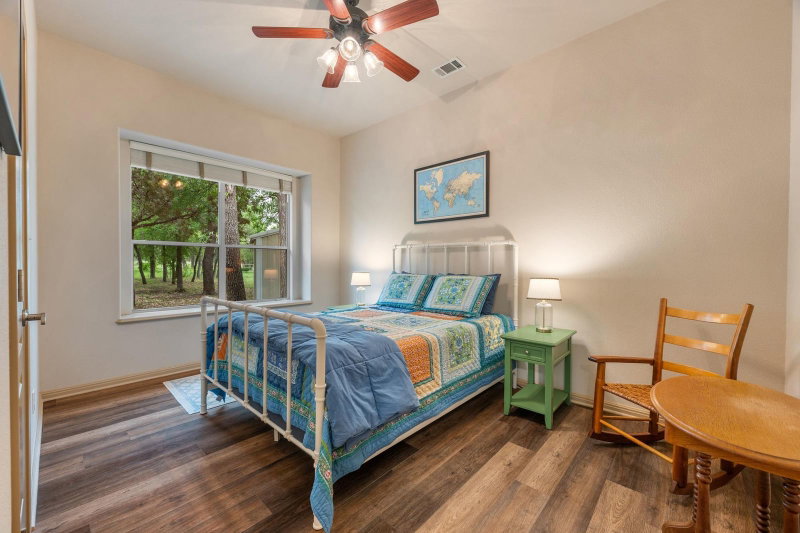 Property photo 24