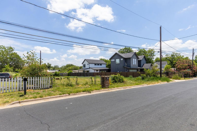 Property photo 24