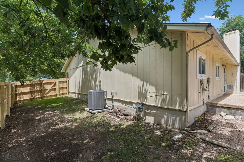 Property photo 36