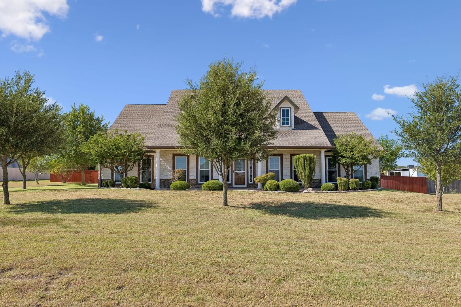 113 Coleton DR - Photo 1