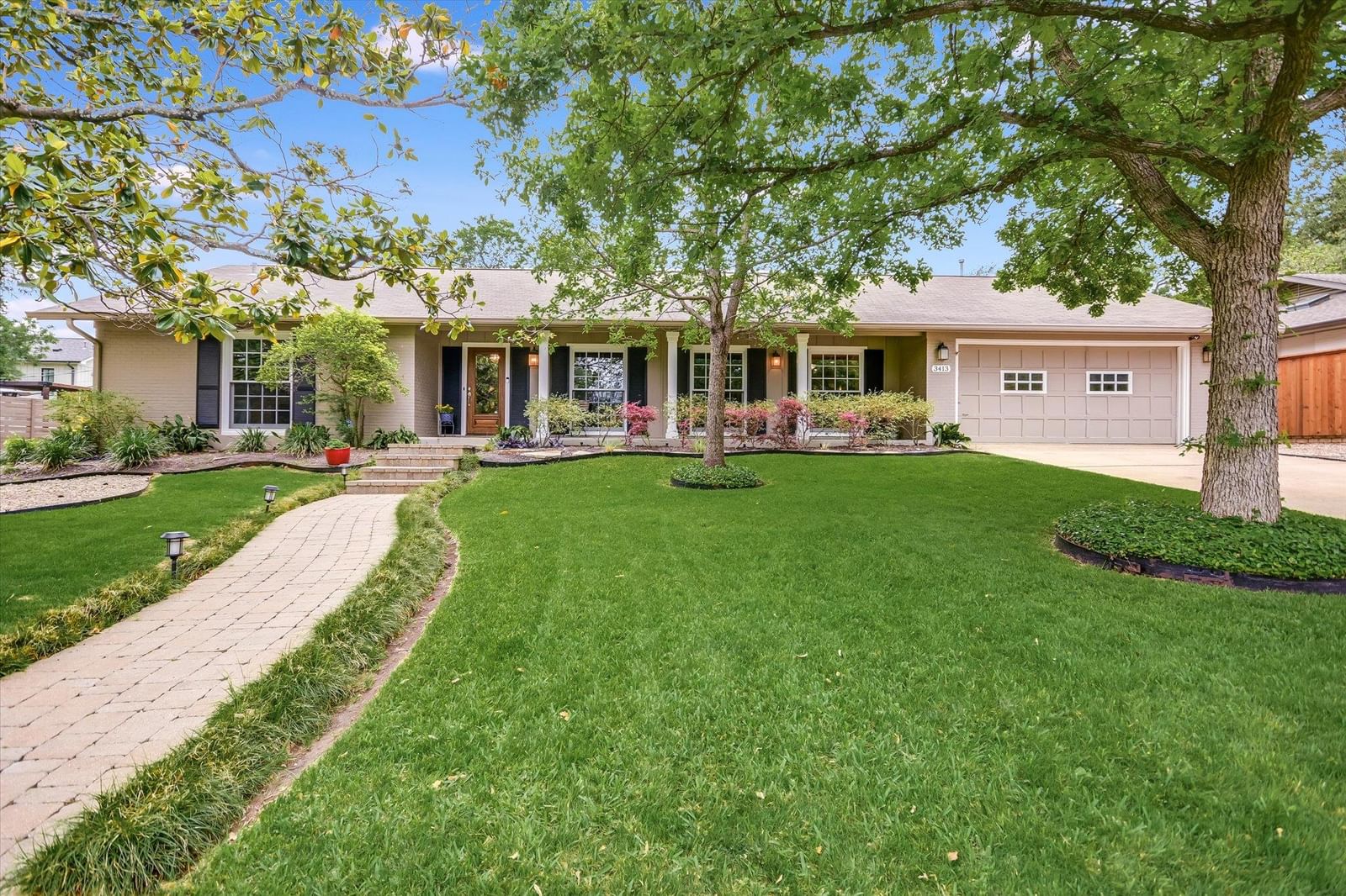 3413 Mount Barker DR - Photo 1