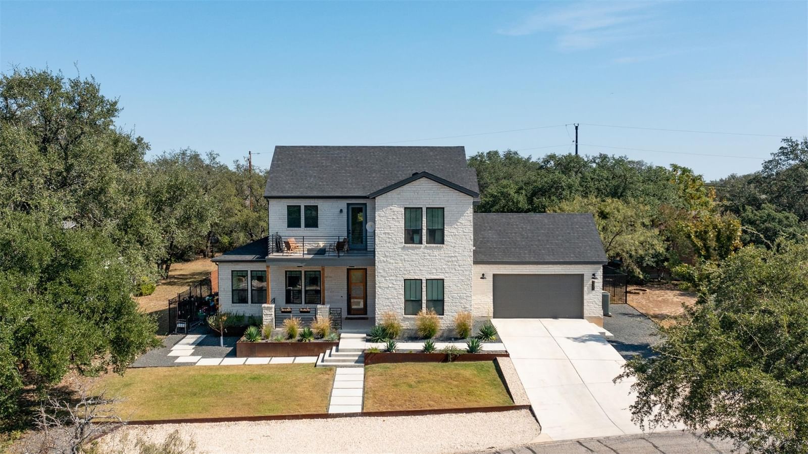 330 Kendall RD - Photo 1