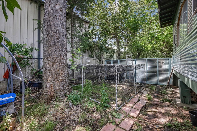 Property photo 32