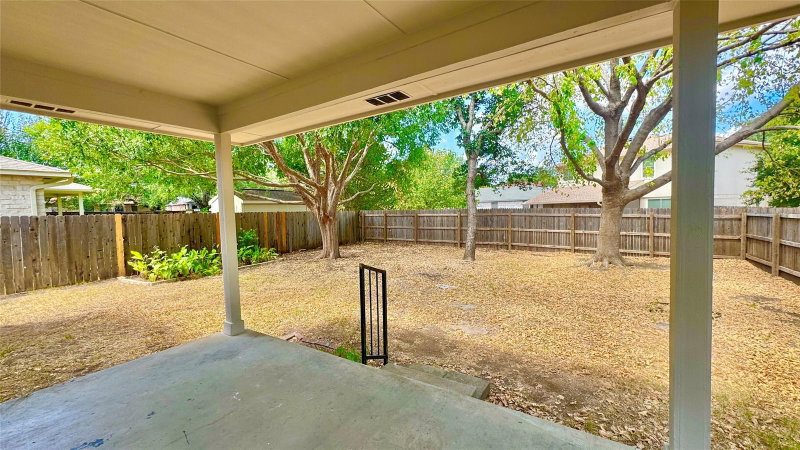 Property photo 23