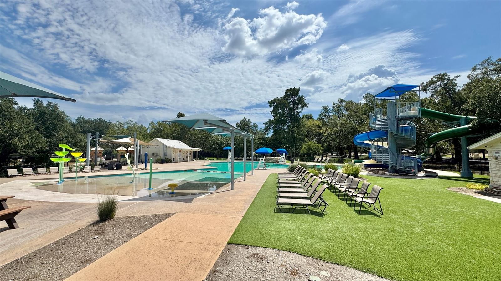 Photo 32